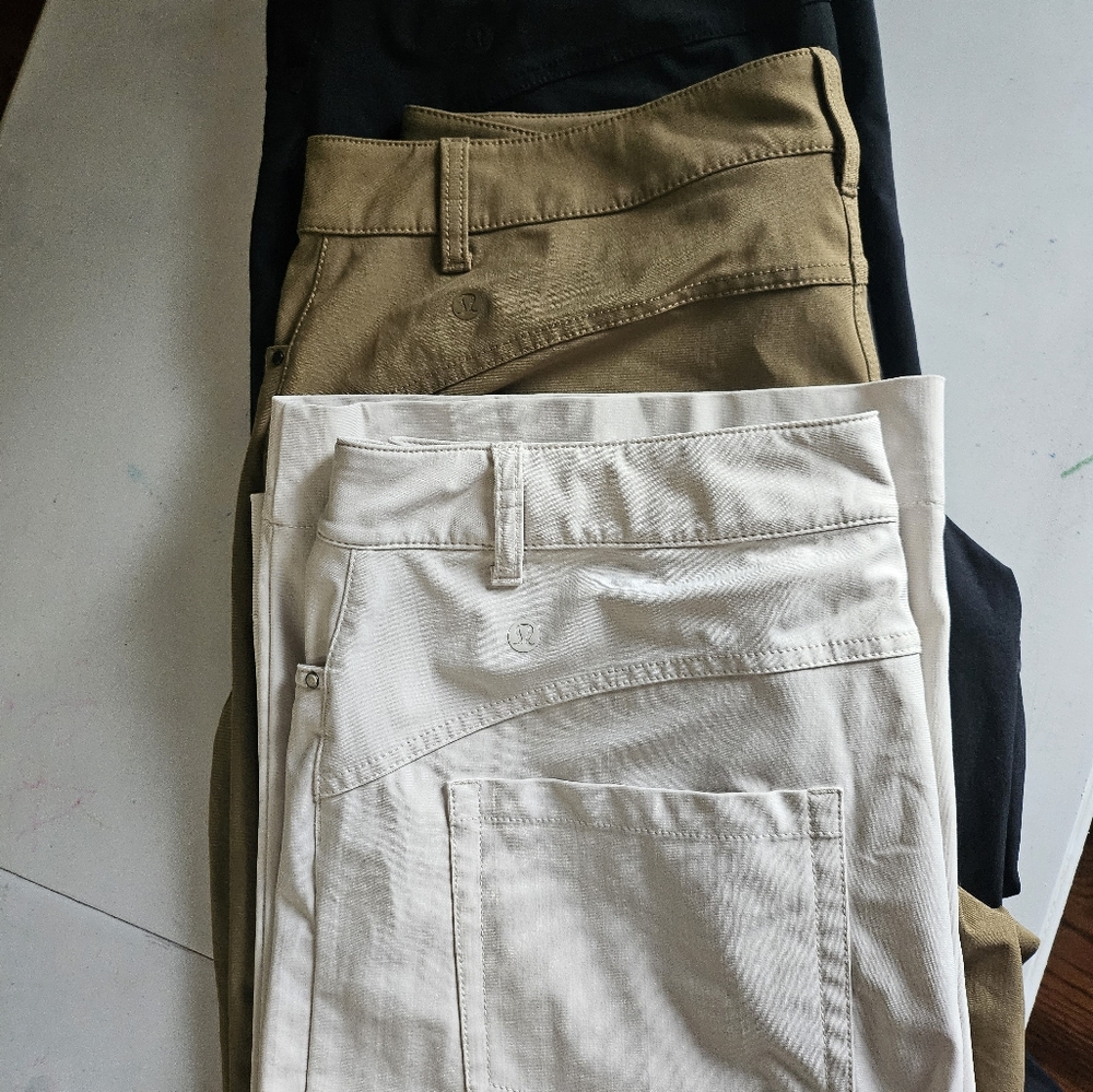 Lululemon high rise wide leg cropped pant